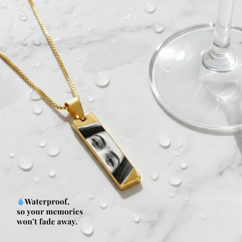 Eyes Engraved Necklace